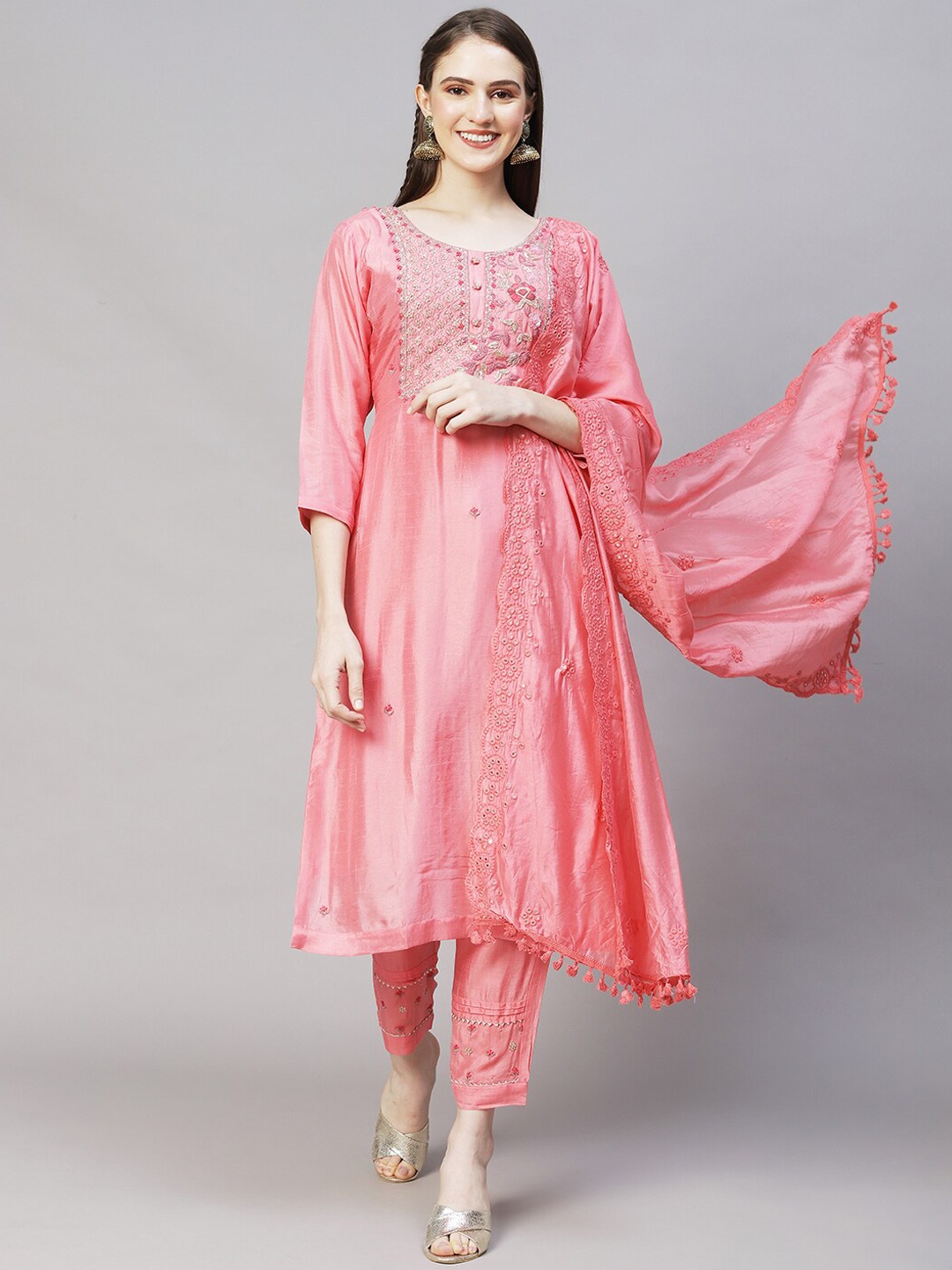 

FASHOR Women Ethnic Motifs Embroidered Kurta with Trousers & With Dupatta, Pink