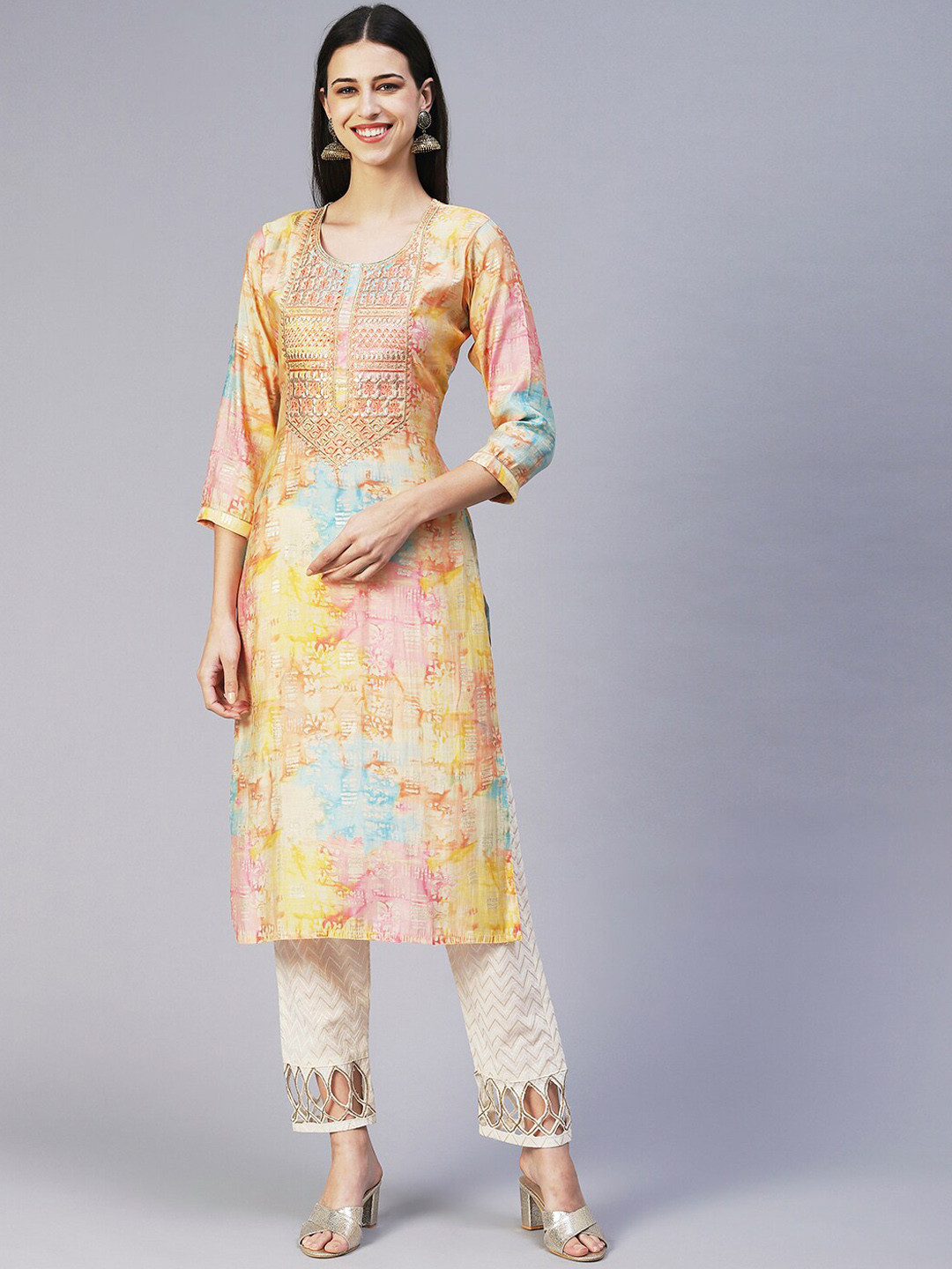 

FASHOR Women Yoke Design Kurta, Yellow