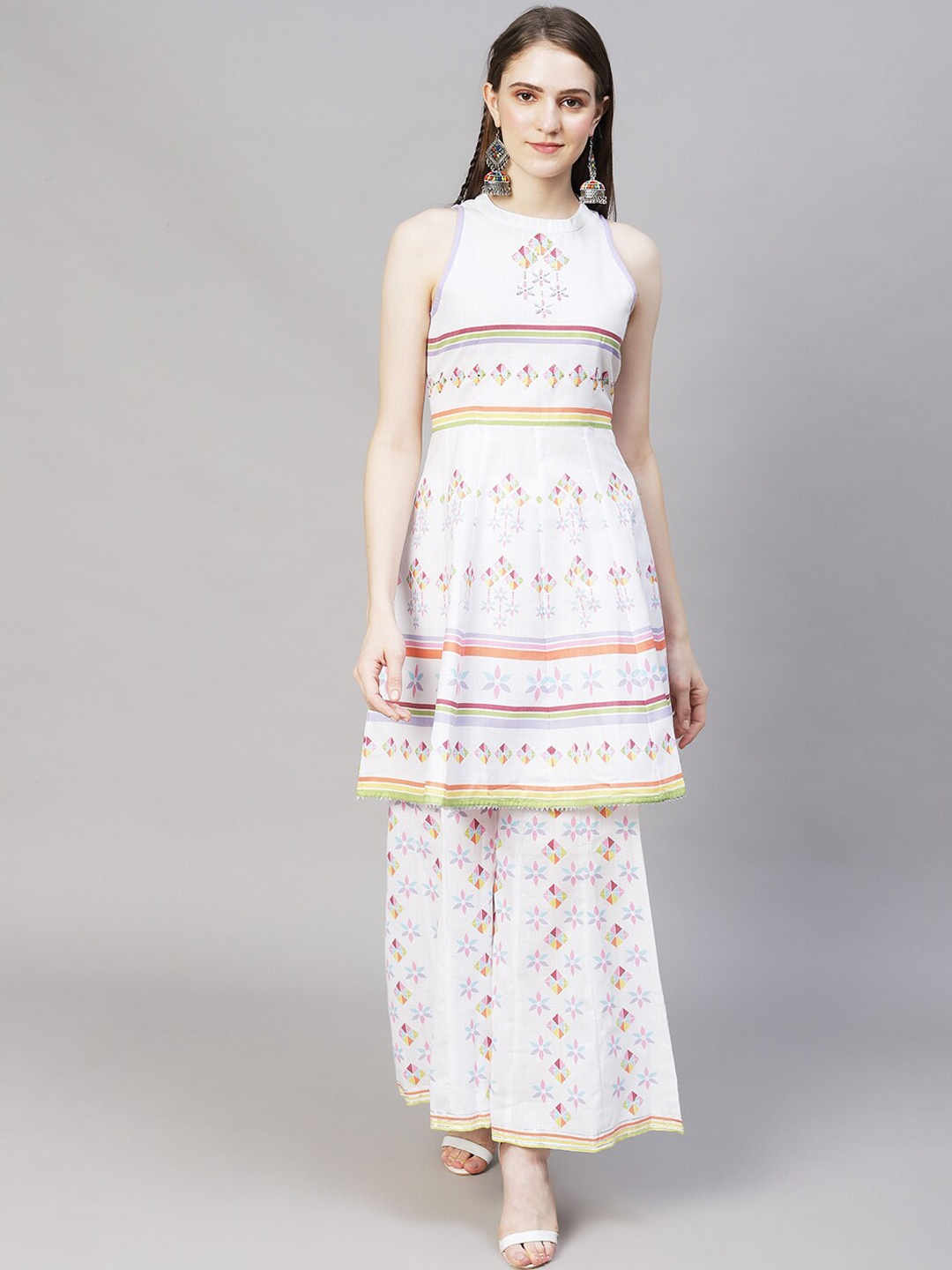 

FASHOR Women Ethnic Motifs Printed Pure Cotton Kurti With Palazzos, White