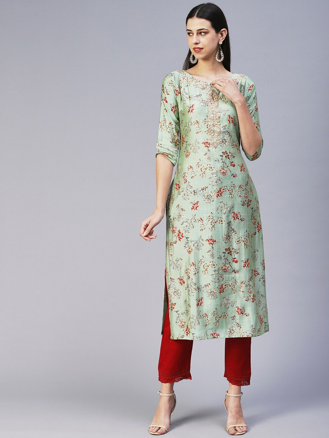 

FASHOR Women Floral Printed Thread Work Kurta, Green