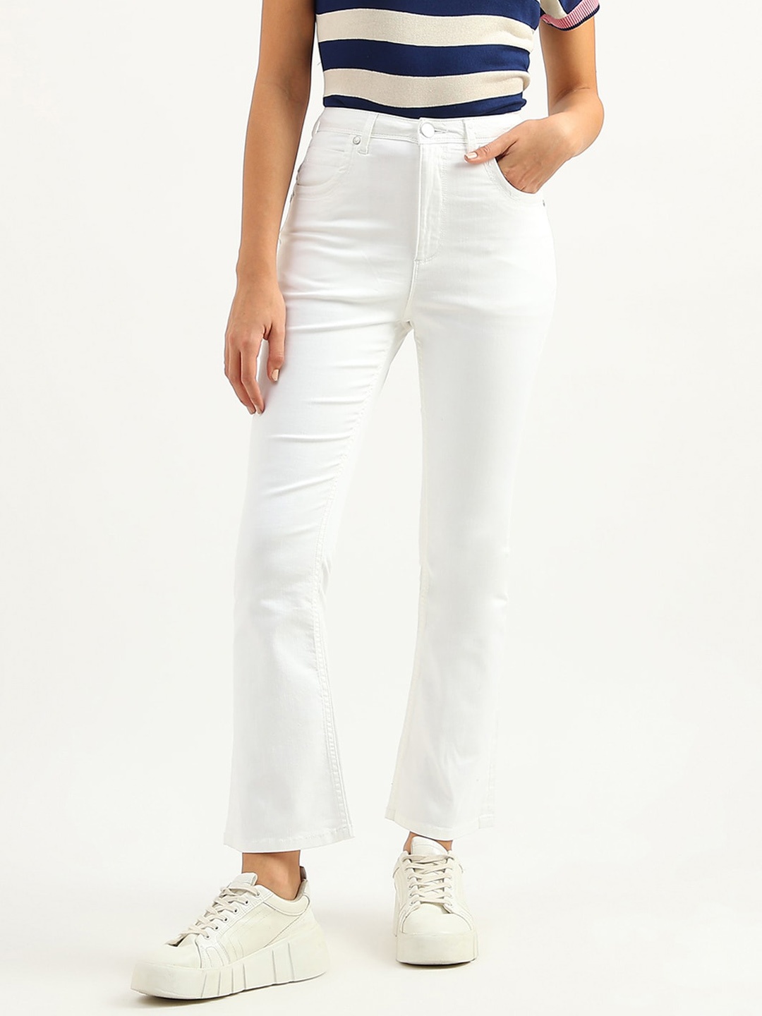 

United Colors of Benetton Women Solid Cotton Regular Fit Jeans, White