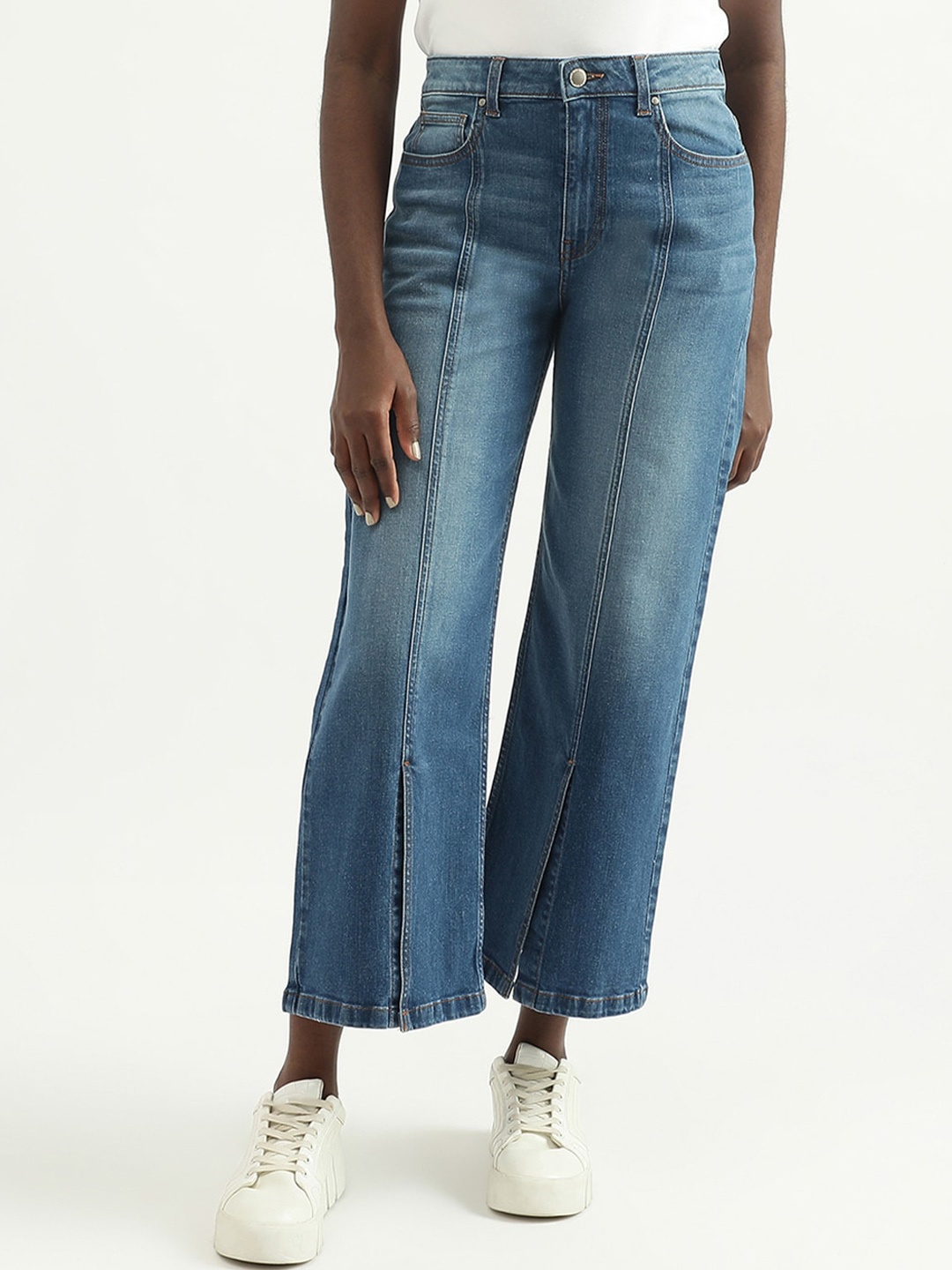 

United Colors of Benetton Women Light Fade Jeans, Navy blue