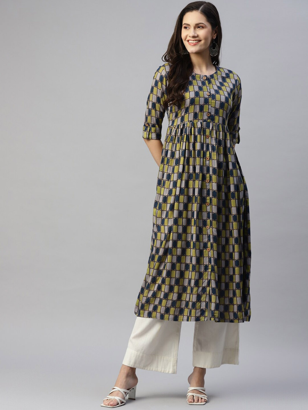 

MALHAAR Women Geometric Anarkali Kurta, Green