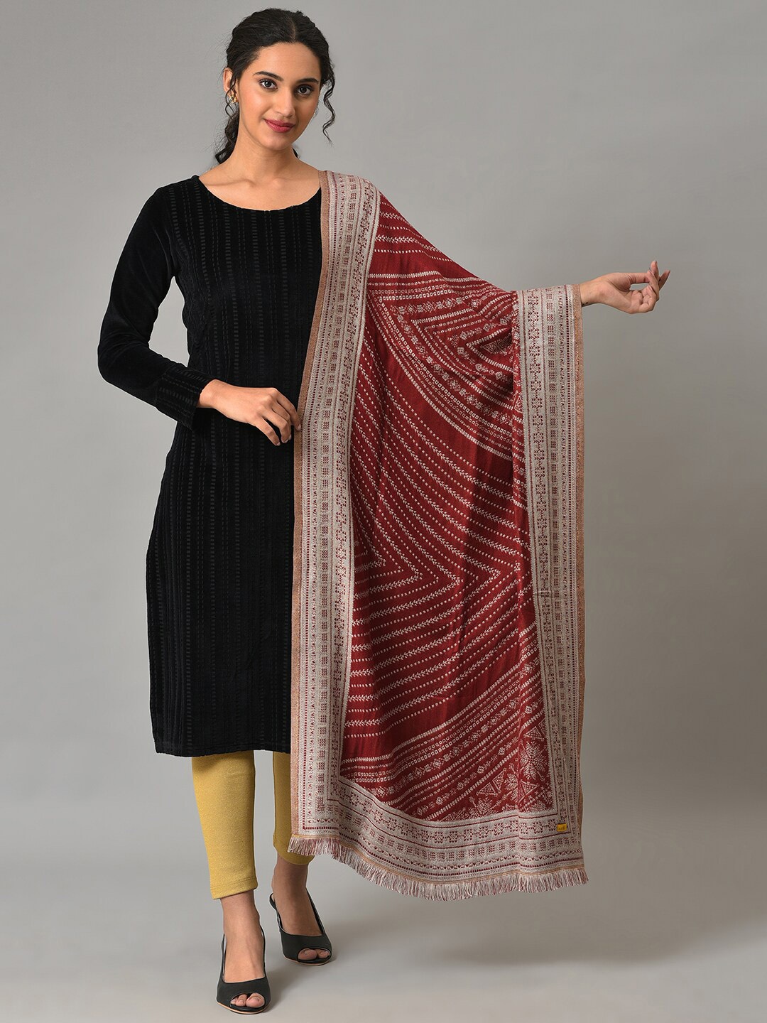 

AURELIA Geometric Printed With Woven Border Dupatta, Red
