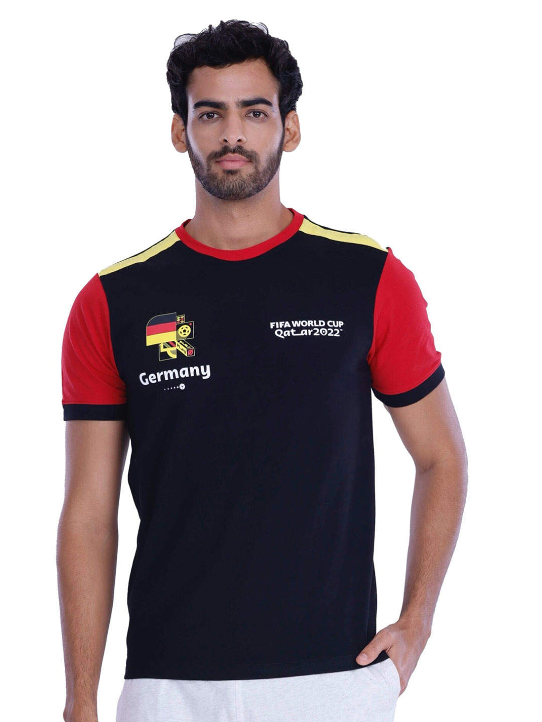 

FREECULTR Men Printed Regular Fit Cotton T-shirt, Black