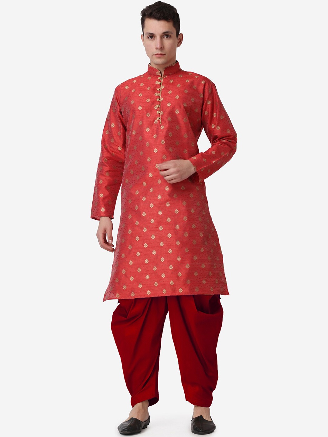 

ROYAL KURTA Men Ethnic Motifs Printed Kurta with Dhoti Pants, Maroon