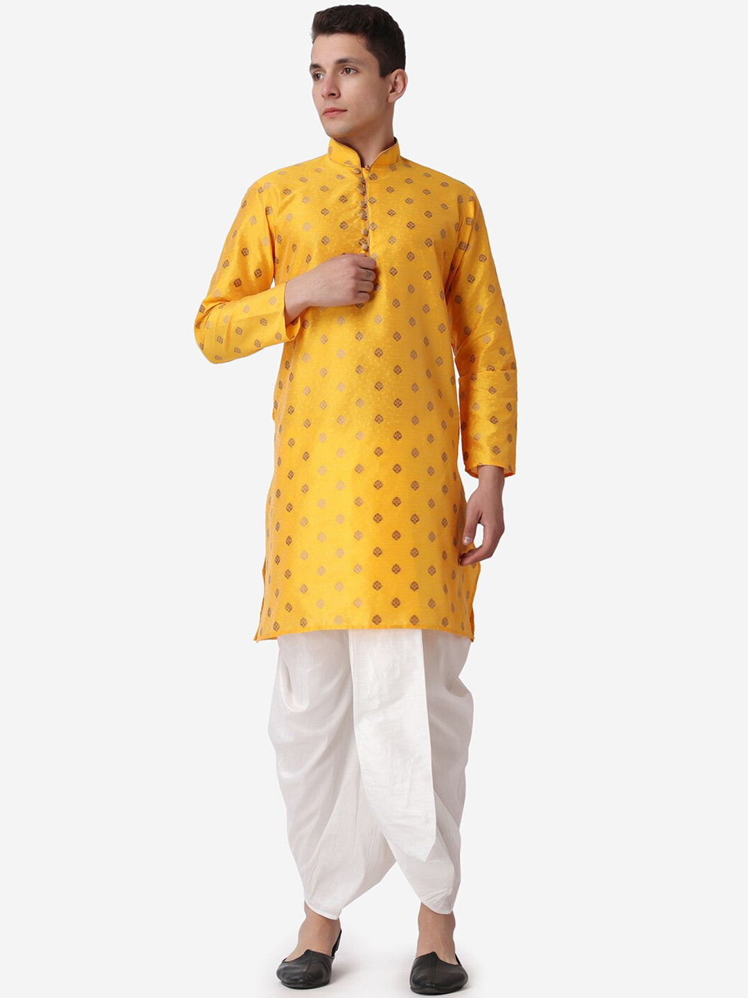 

ROYAL KURTA Men Printed Kurta with Dhoti Pants, Gold
