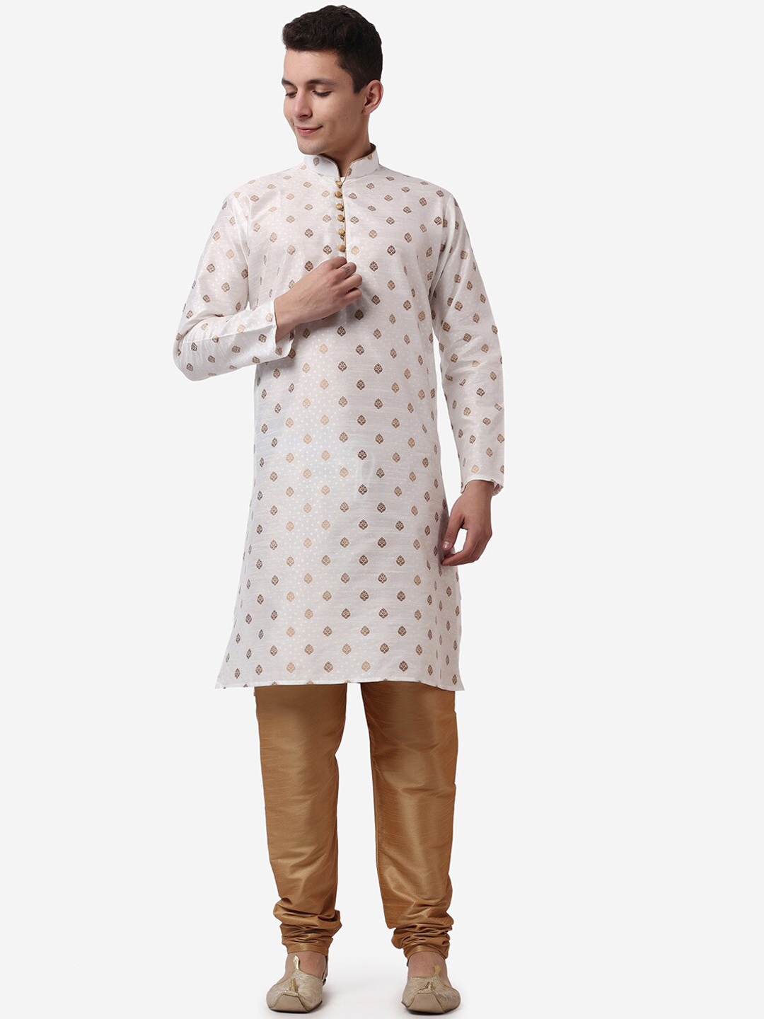 

ROYAL KURTA Men Kurta With Churidar, Beige