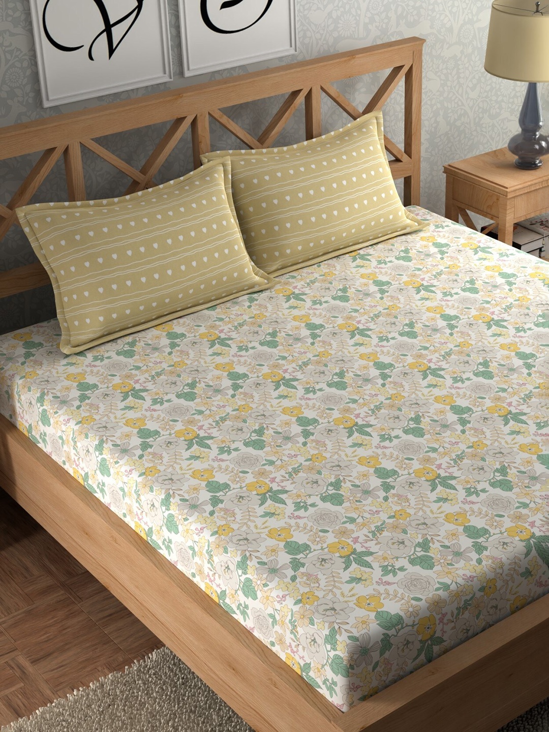 

CHHAVI INDIA White & Yellow Floral 210 TC King Bedsheet with 2 Pillow Covers