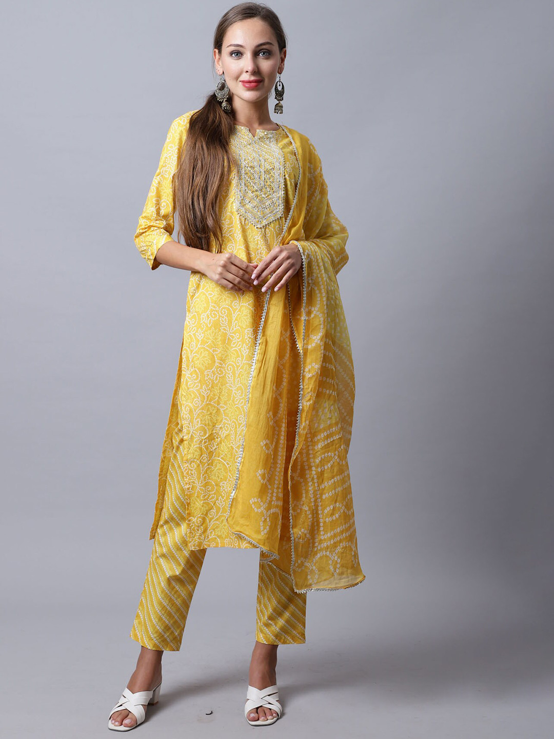 

Rajnandini Women Mustard Yellow Bandhani Printed Gotta Patti Pure Cotton Kurta with Trousers & With Dupatta