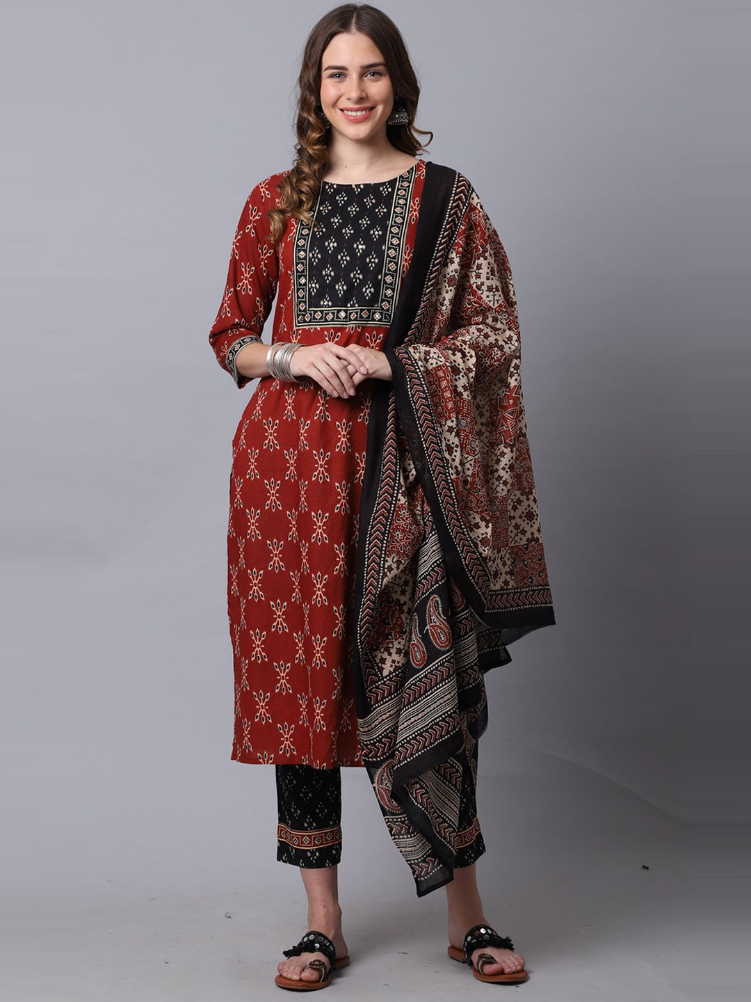 

Rajnandini Women Ethnic Motifs Printed Pure Cotton Kurta with Trousers & Dupatta, Brown