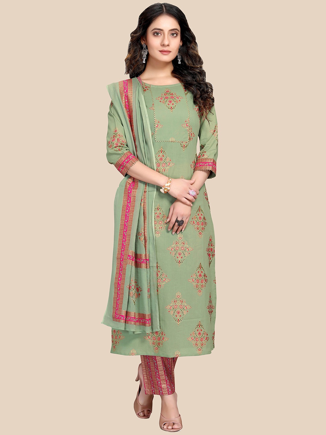 

Rajnandini Women Ethnic Motifs Printed Pure Cotton Kurta With Trousers & Dupatta, Green