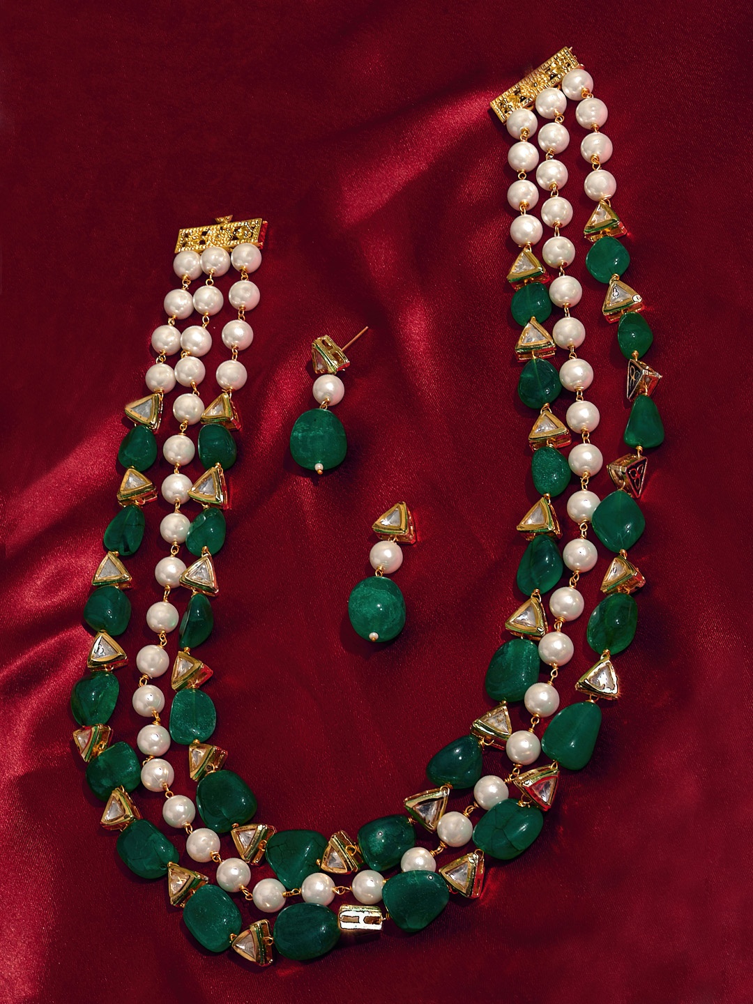 

Ishhaara Gold-Plated Triple Layered Pearl Jewellery Set, Green