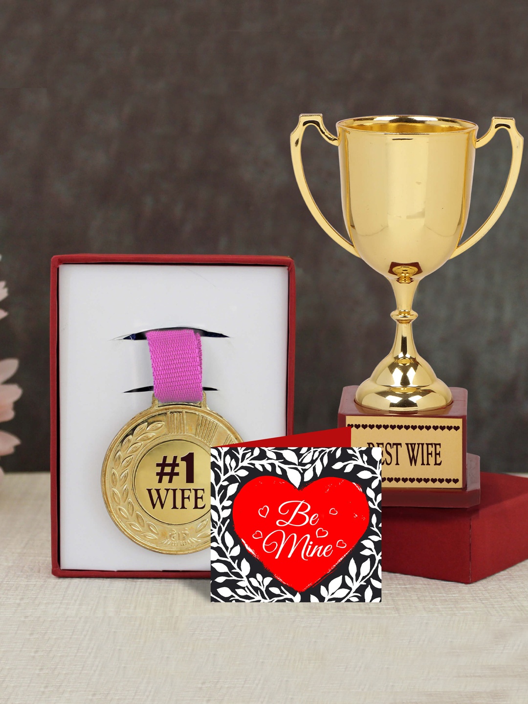 

TIED RIBBONS Set of 3 Valentine Gift Wife Trophy Medal & Card, Red
