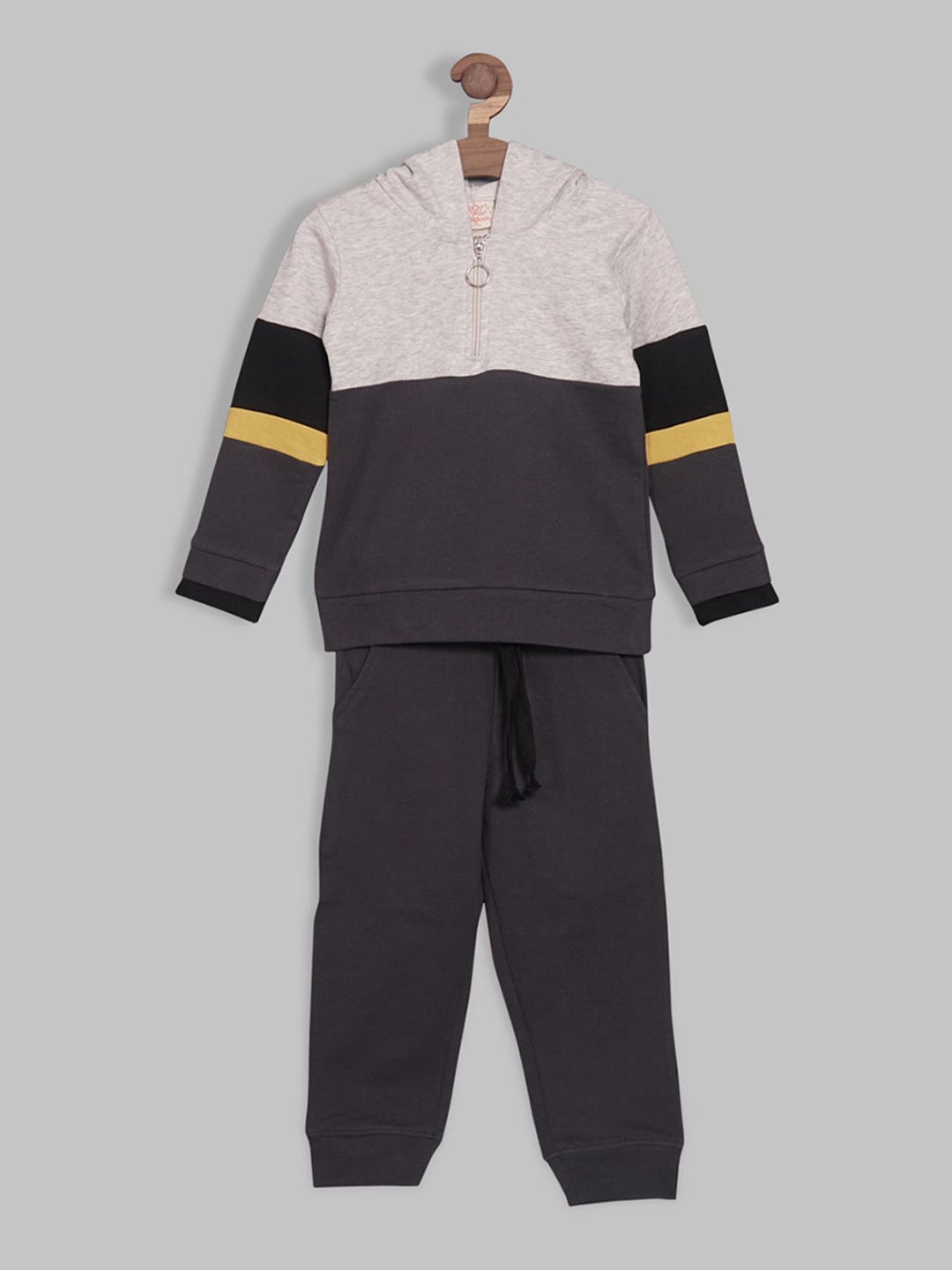 

RIKIDOOS Boys Colourblocked Cotton Tracksuits, Grey