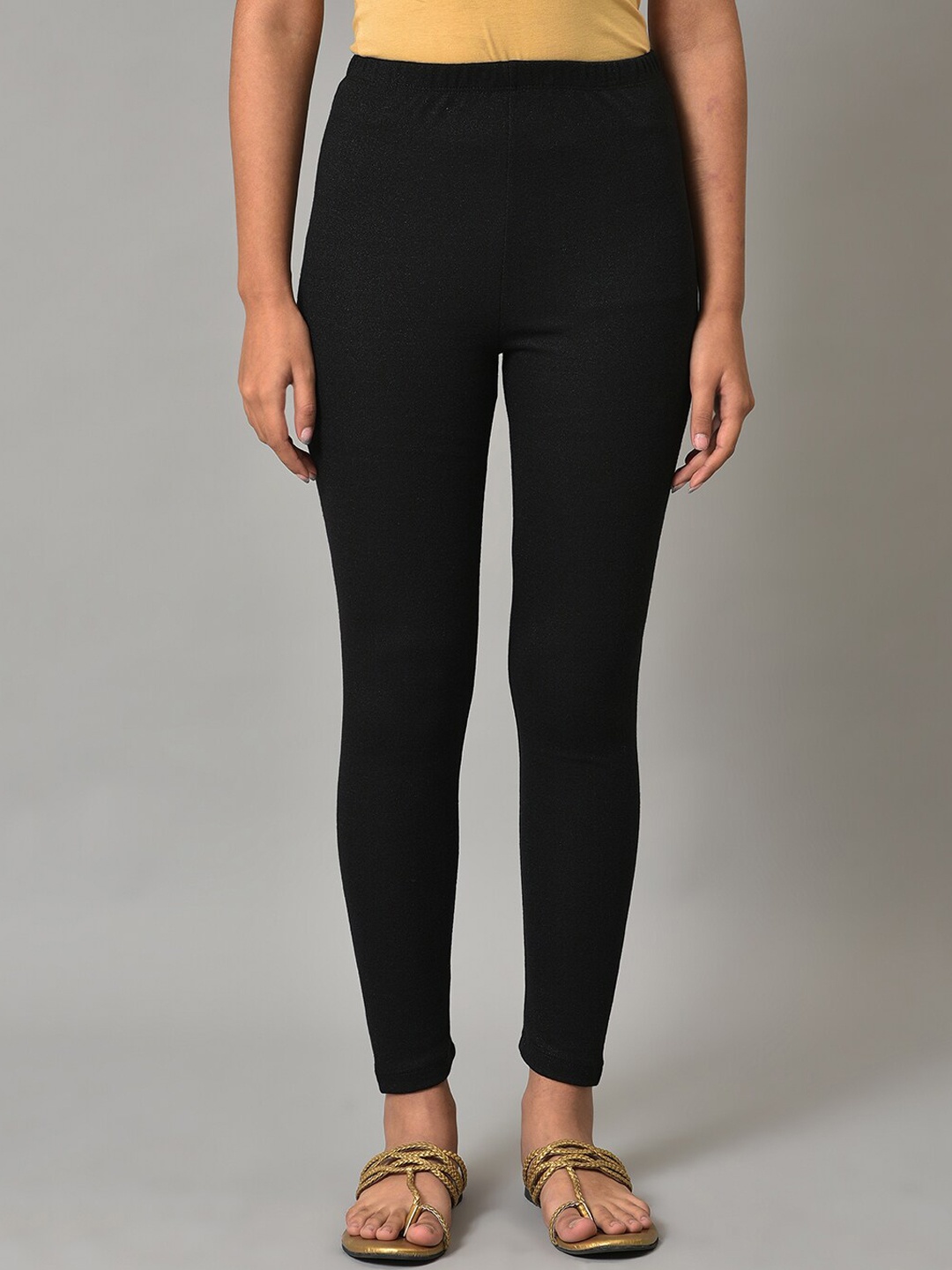 

AURELIA Women Solid Ankle Length Leggings, Black