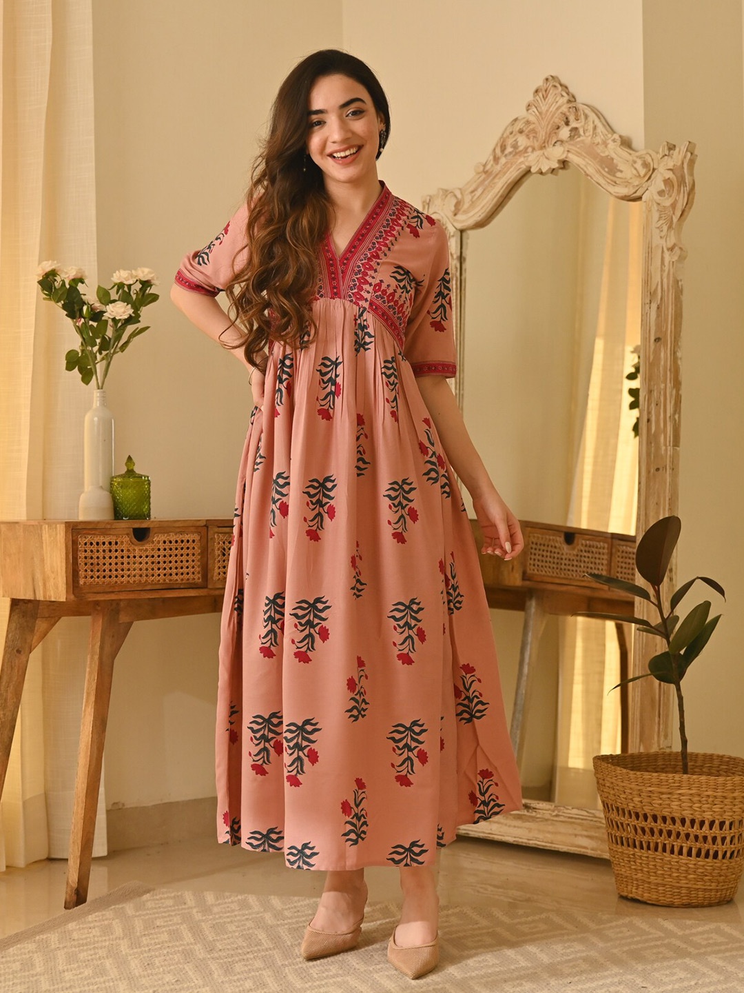 

Rustorange Pink Floral Maxi Maxi Dress
