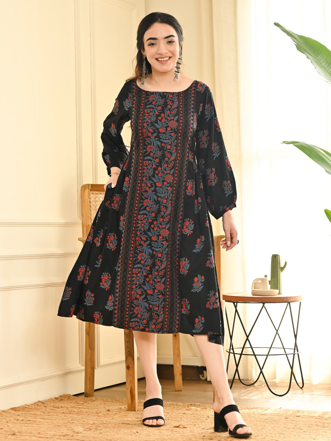 

Rustorange Floral A-Line Midi Dress, Black
