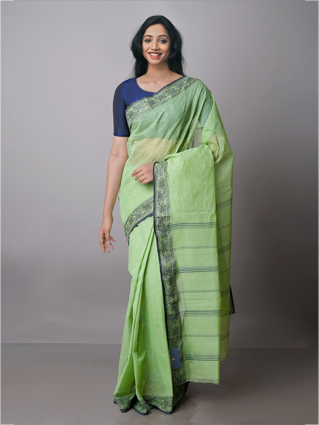 

Unnati Silks Pure Cotton Taant Saree, Green
