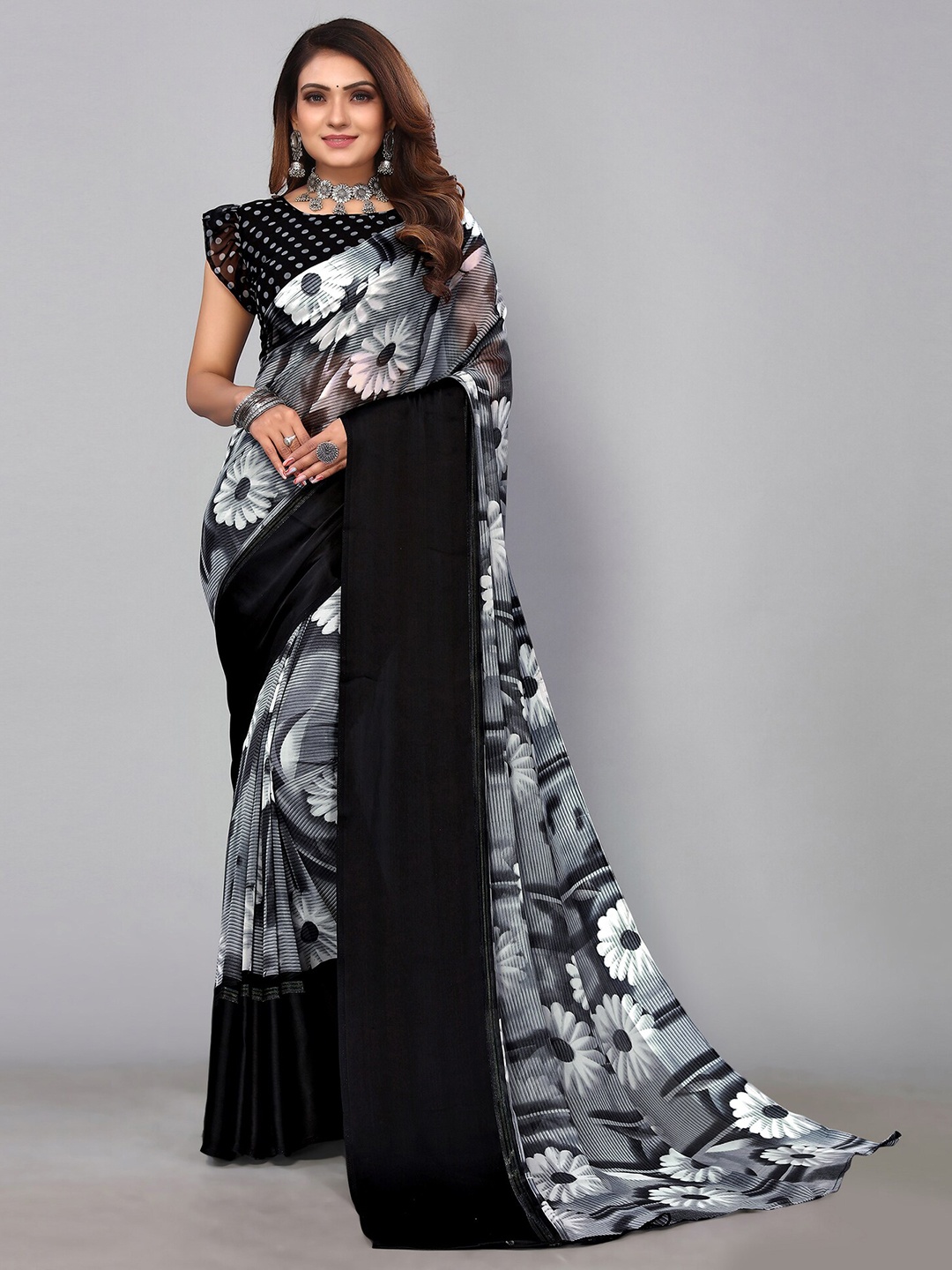 

SIRIL Floral Printed Poly Georgette Saree, Grey