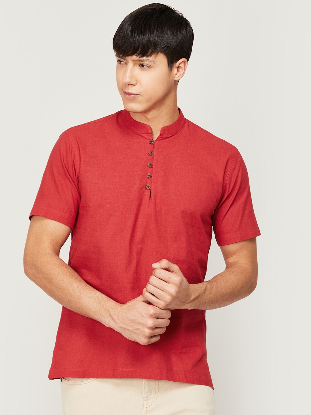 

Melange by Lifestyle Men Mandarin Collar Pure Cotton Kurta, Red