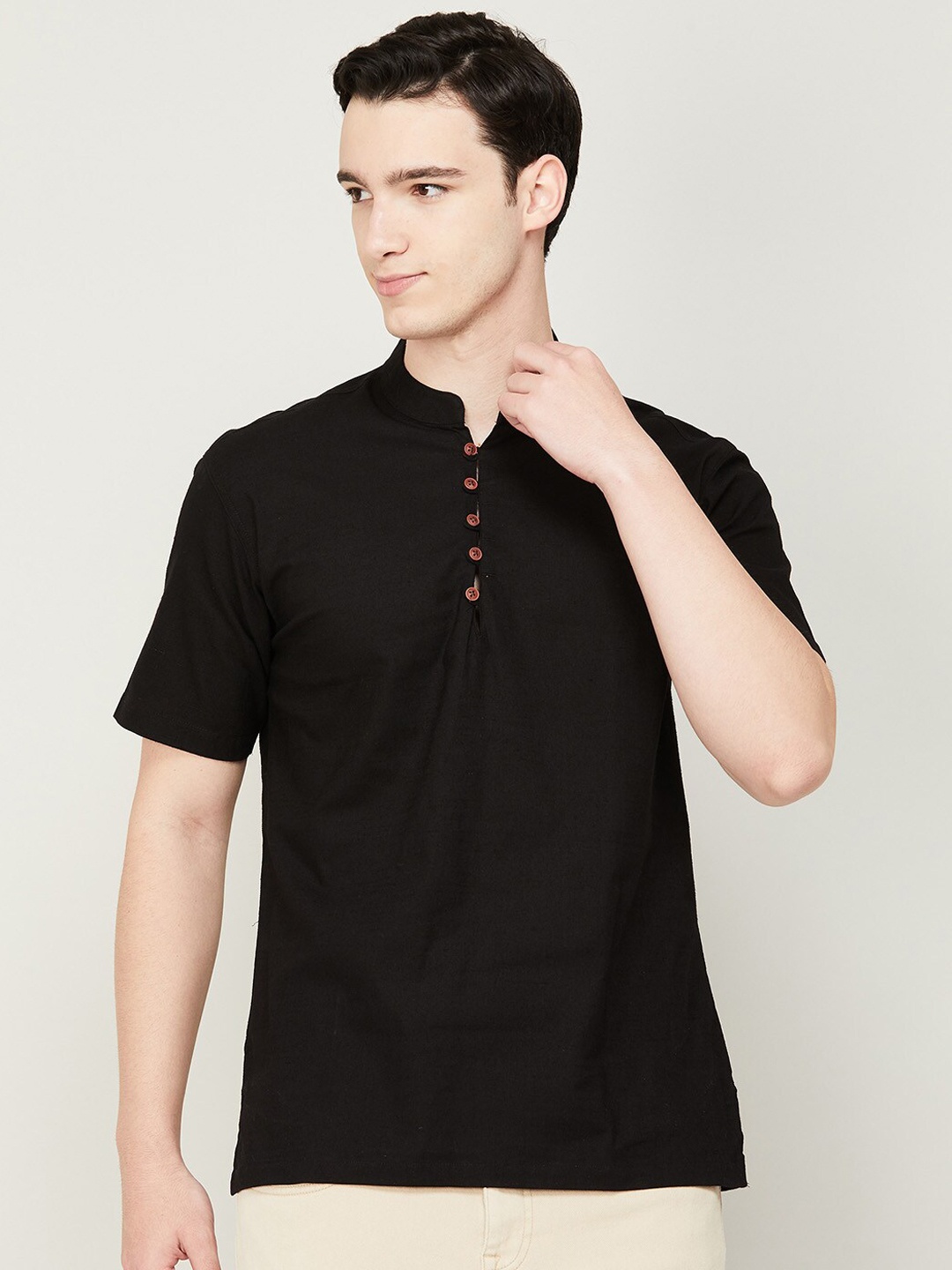 

Melange by Lifestyle Men Regular Above Knee Cotton Kurta, Black