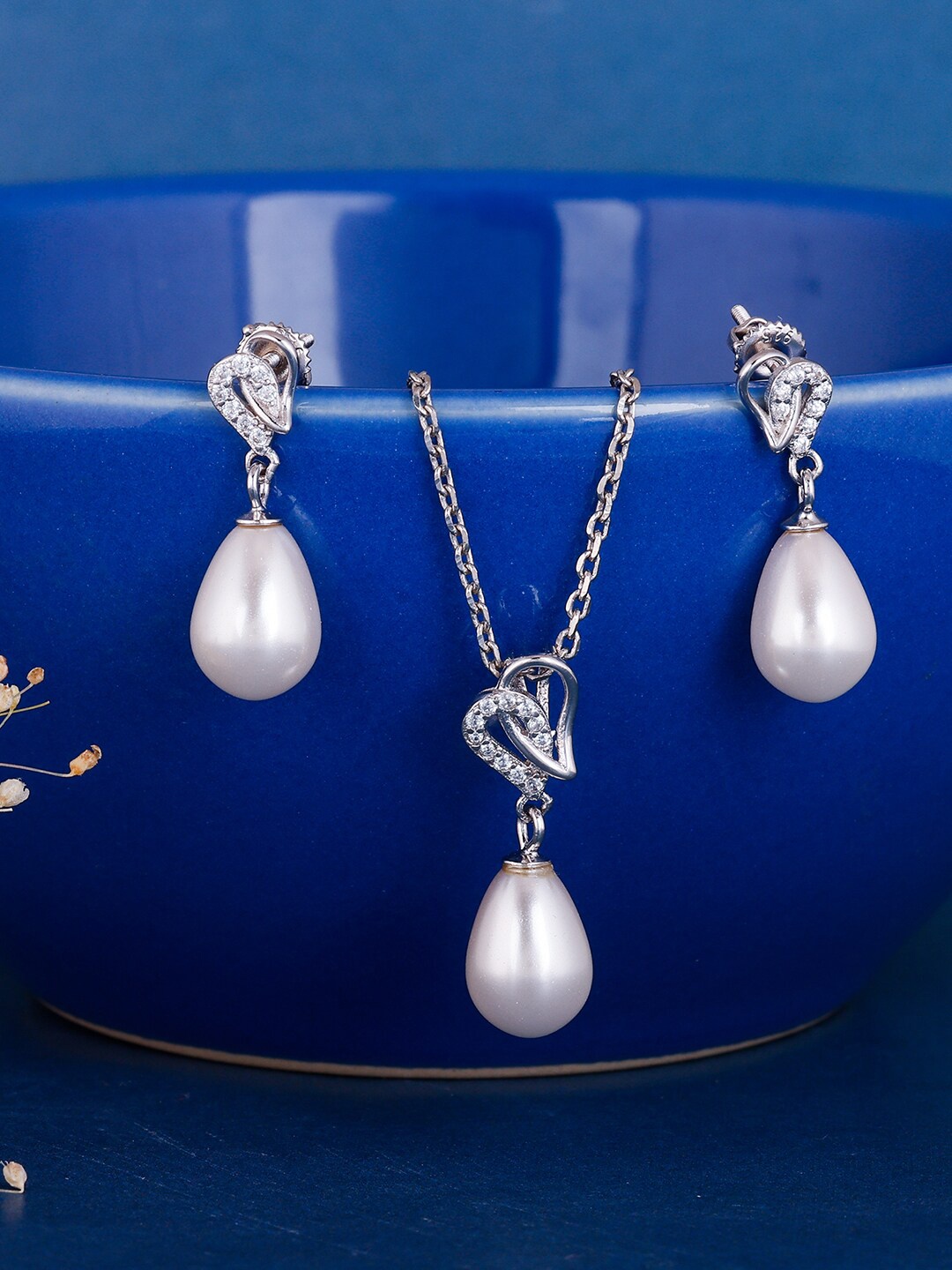 

GIVA Rhodium-Plated 925 Sterling Silver Stone Studded & Pearl Beaded Jewellery Set