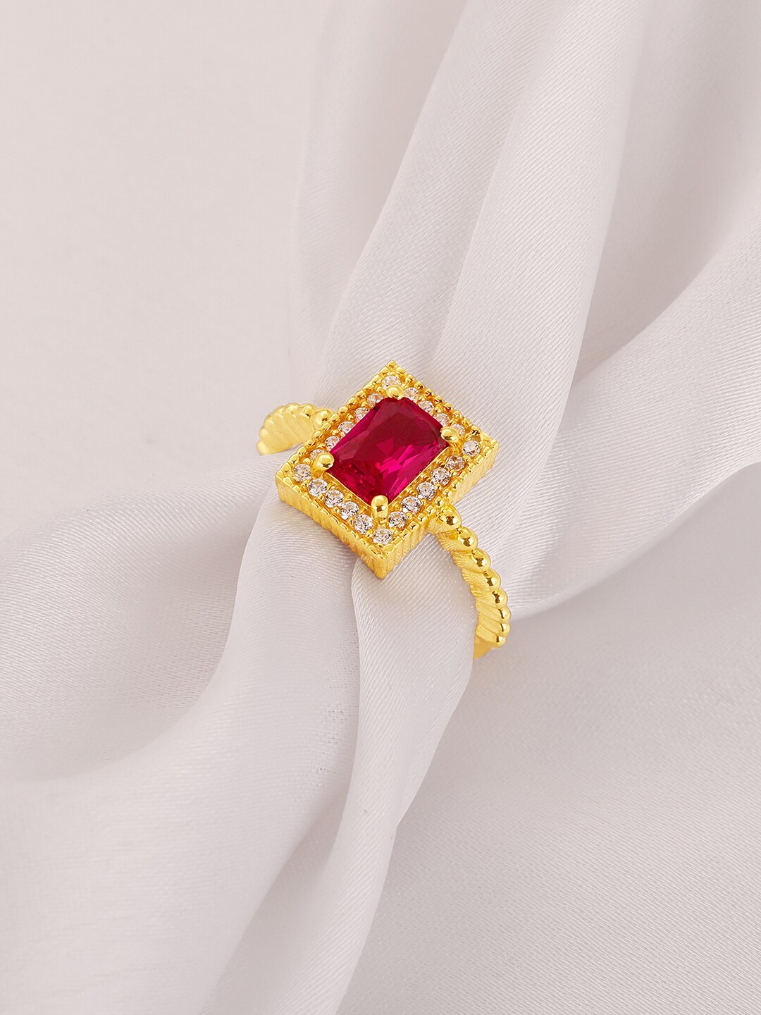 

GIVA Women 925 Sterling Silver & Gold-Plated Stone Studded Finger Ring, Pink