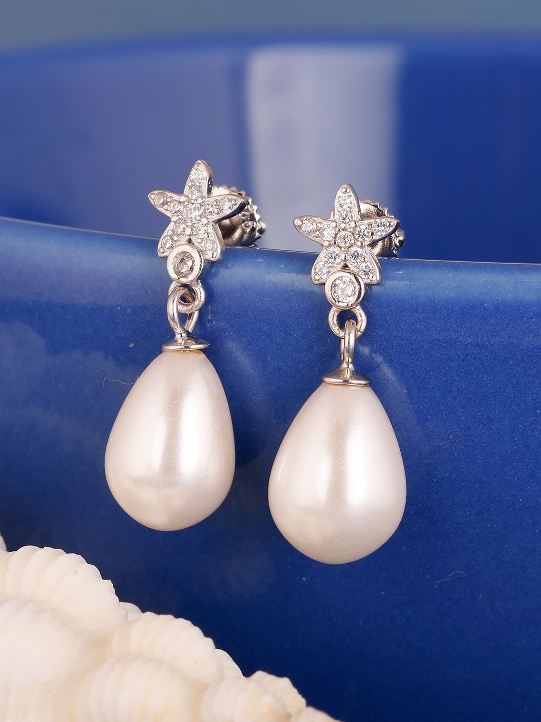 

GIVA Silver-Plated Contemporary Drop Earrings