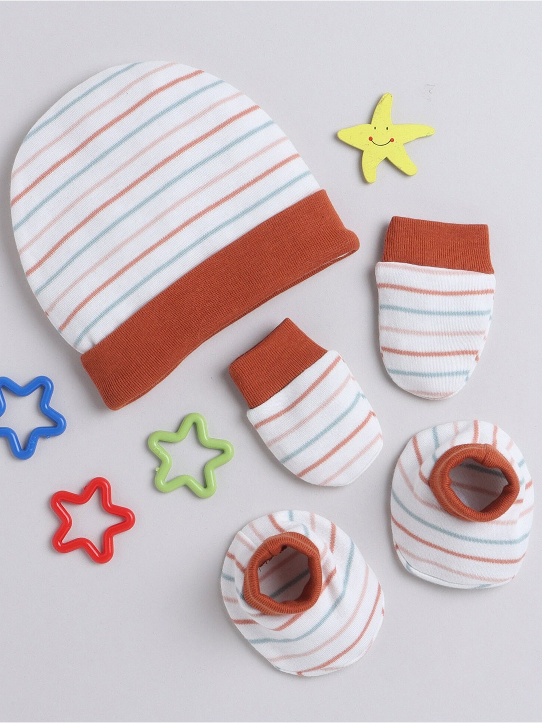 

BUMZEE Infants Boys Printed Cotton Cap Mitten Bootie Set, White