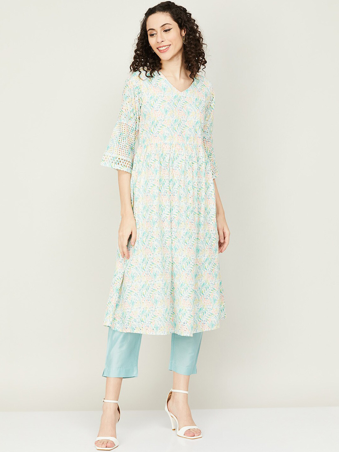 

Melange by Lifestyle Women Ethnic Motifs Printed Flared Sleeves Kurta, White