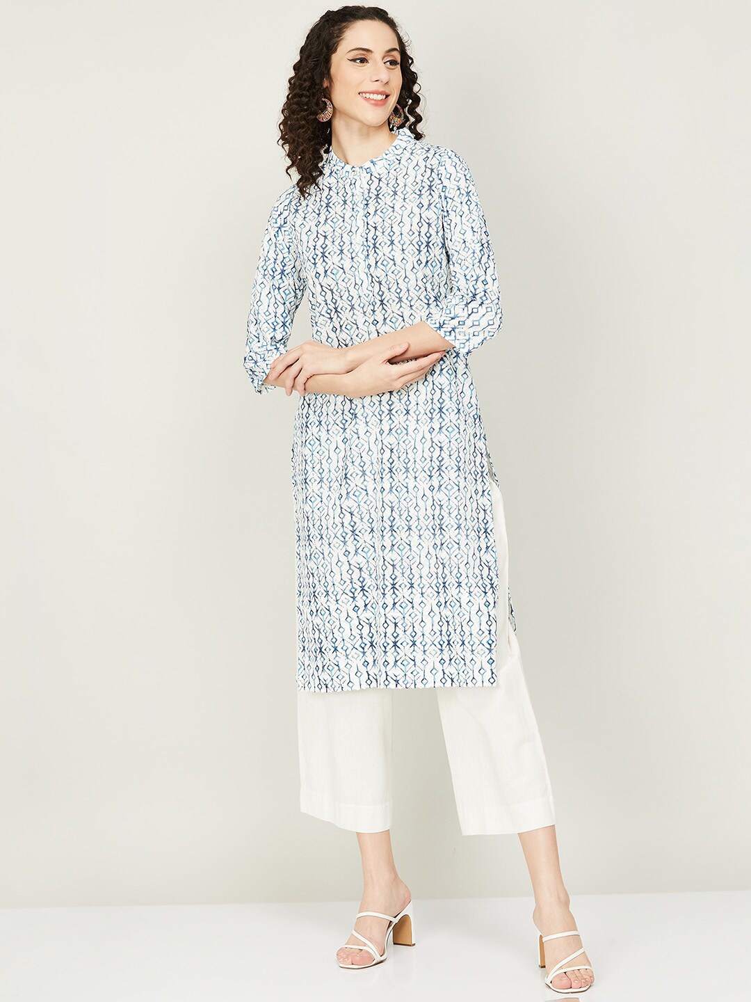 

Melange by Lifestyle Women Geometric Printed Cotton Kurta, Blue