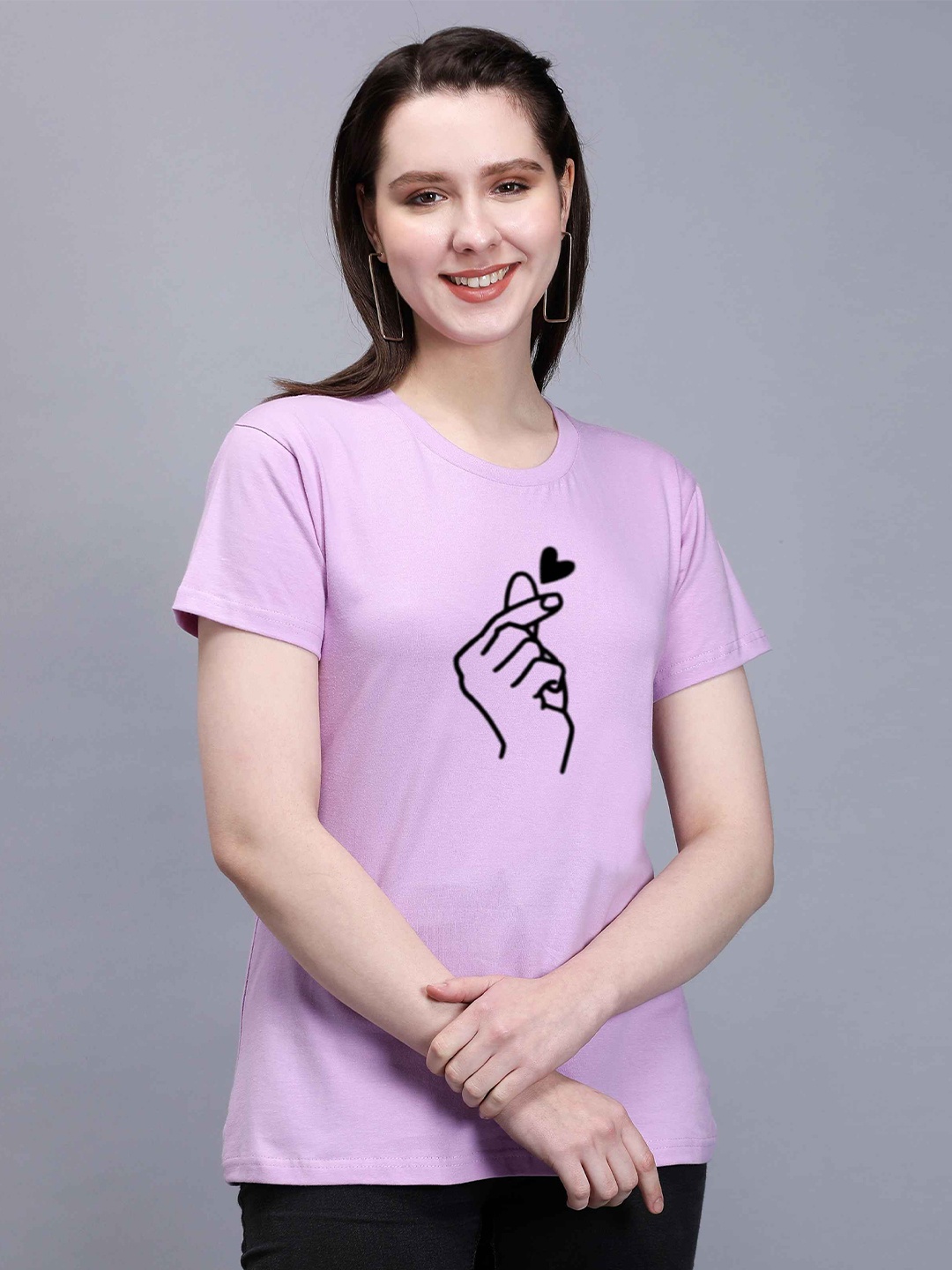 

TRENDY RABBIT Women Lavender Printed V-Neck T-shirt