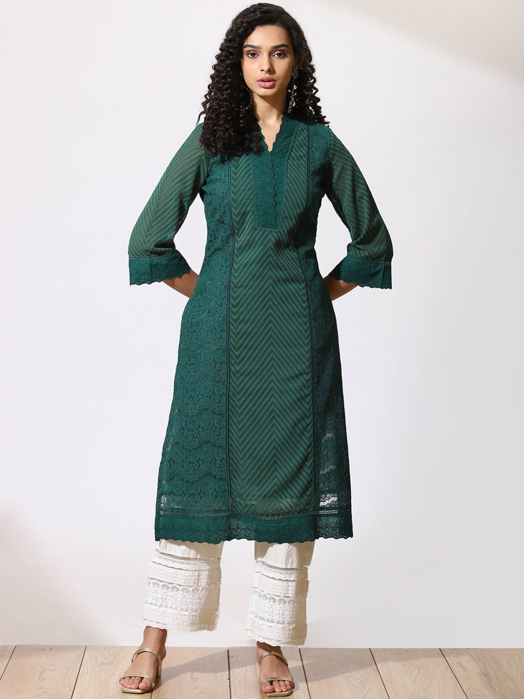 

Lakshita Women Plus Size Lace Frills Kurta, Green