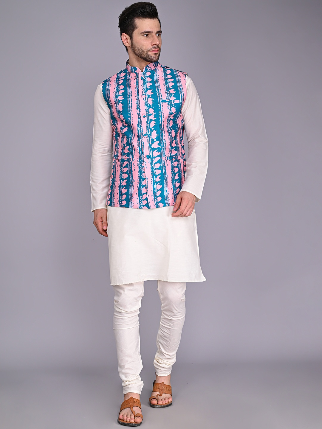 

VESHAM Men Regular Kurta with Churidar & Nehru Jacket, White
