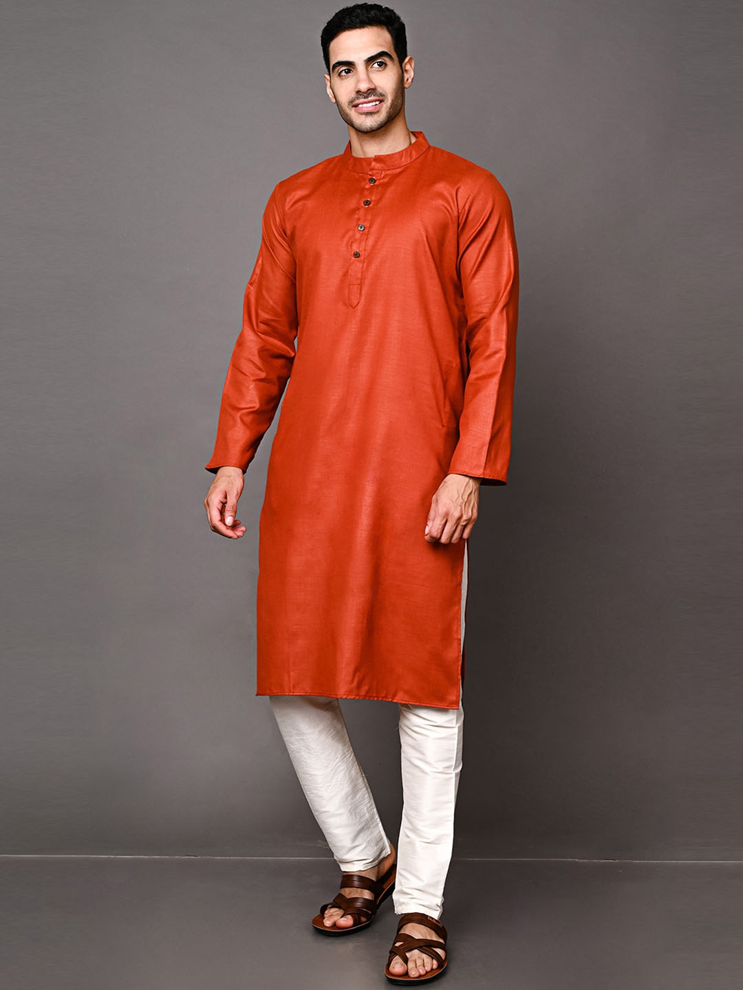

VESHAM Band Collar Kurta with Pyjamas, Rust