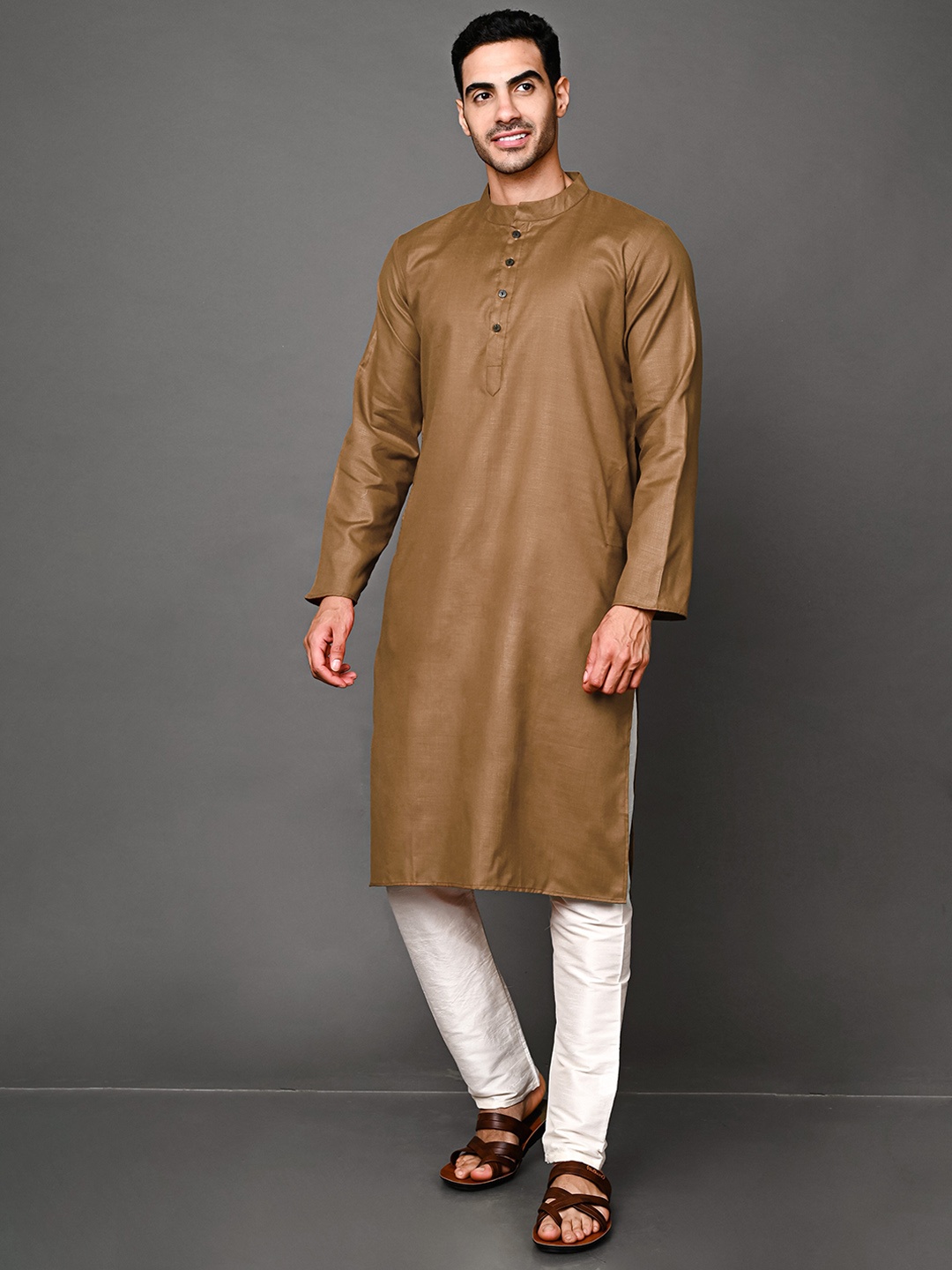 

VESHAM Men Kurta with Pyjamas, Khaki