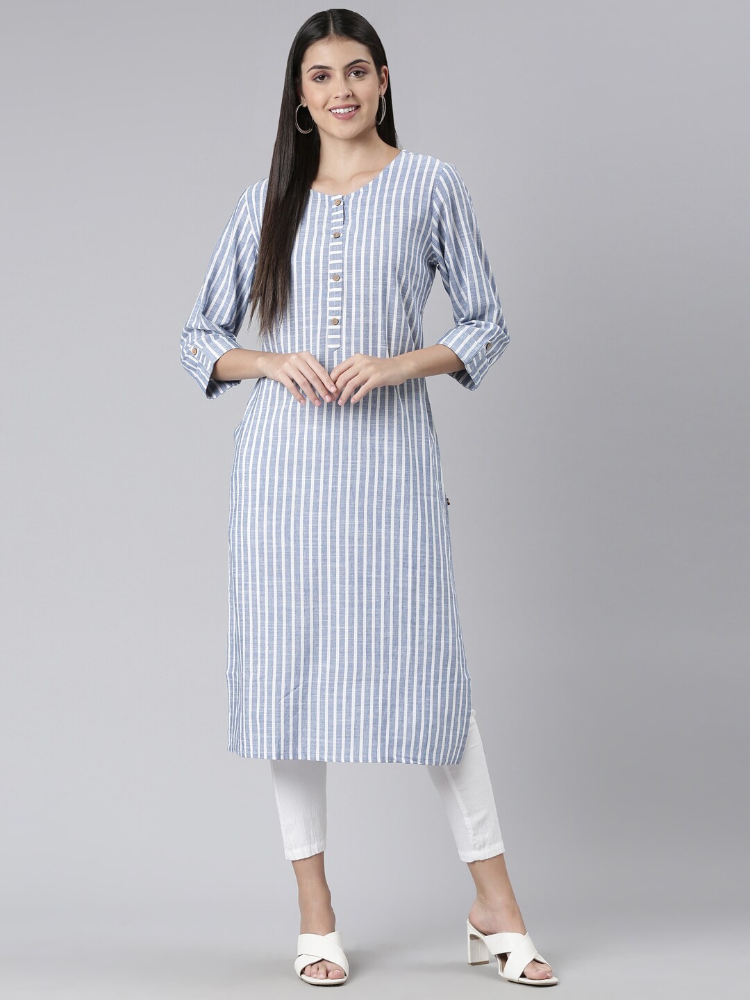 

The Chennai Silks Women Striped Pure Cotton Kurta, Blue