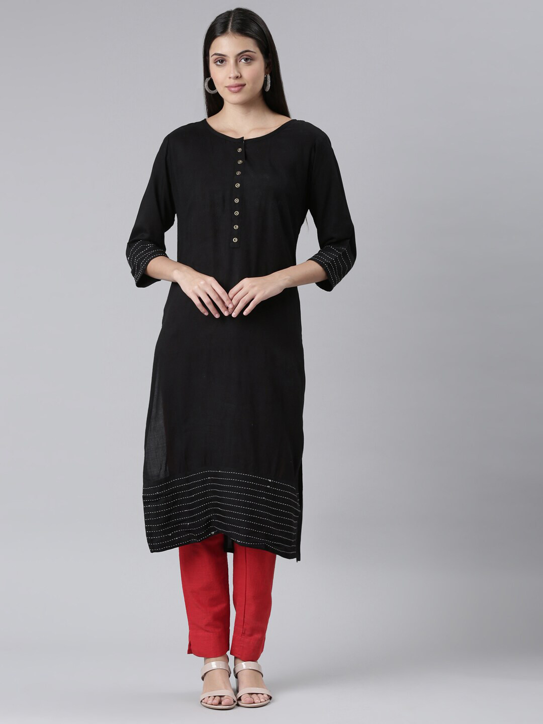 

The Chennai Silks Women Thread Work Regular Kurta, Black