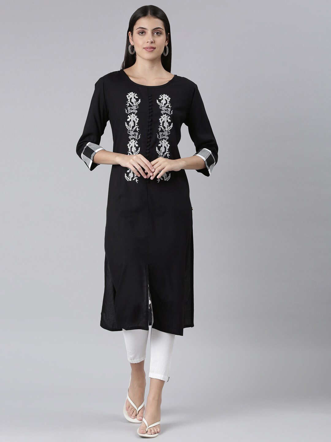 

The Chennai Silks Women Ethnic Motifs Embroidered Thread Work Kurta, Black