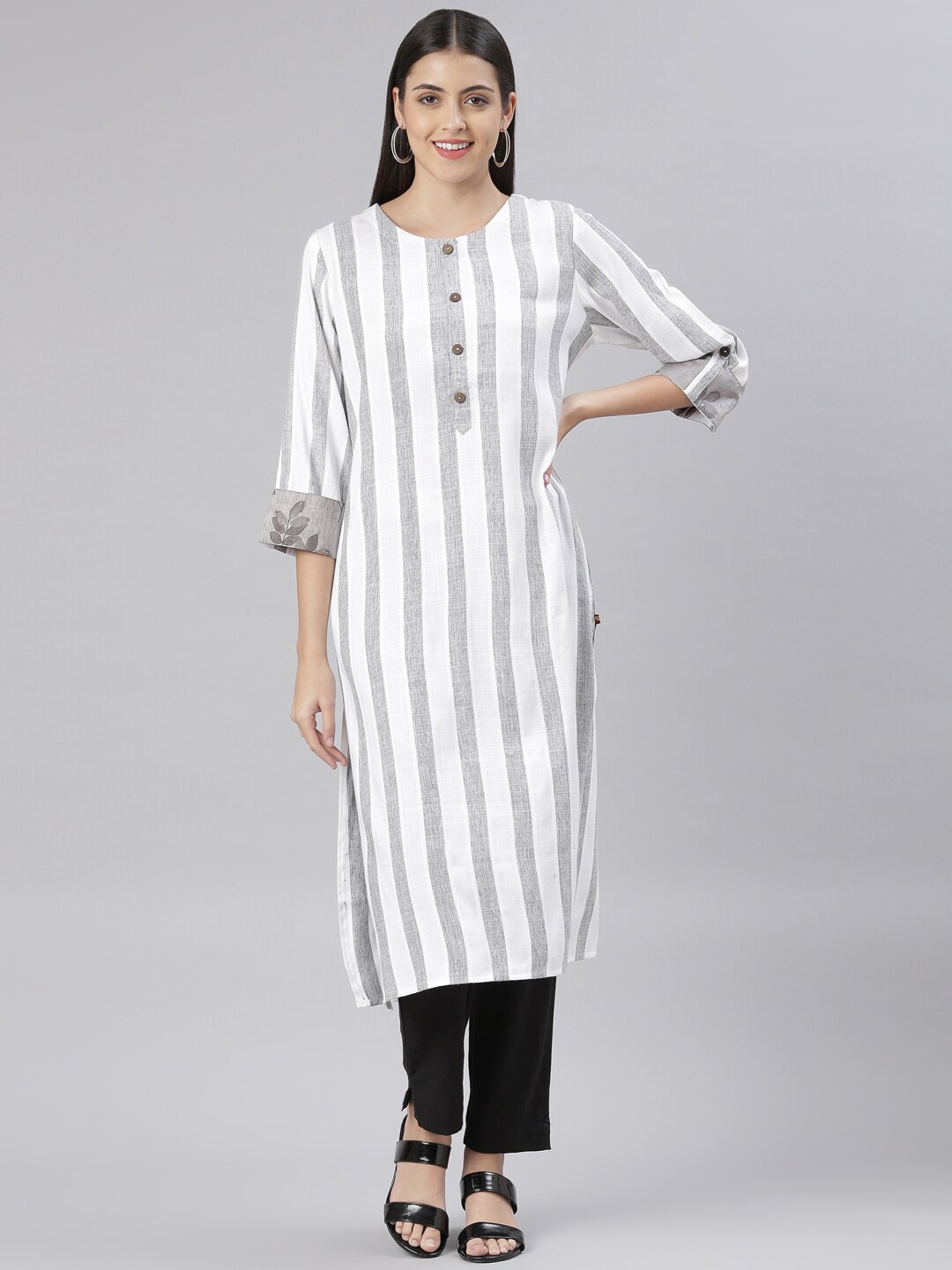 

The Chennai Silks Women Striped Roll Up Sleeve Pure Cotton Kurta, Grey