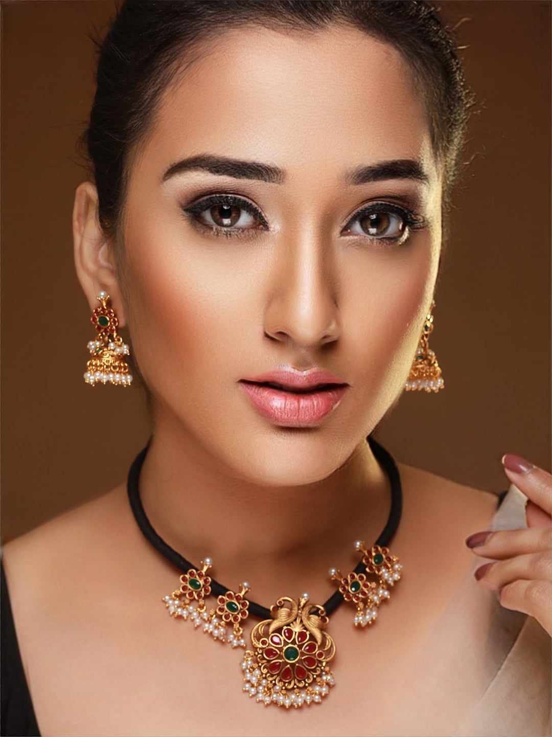 

Priyaasi Women Gold-Plated Stone Studded Paecock Jewellery Set, Green
