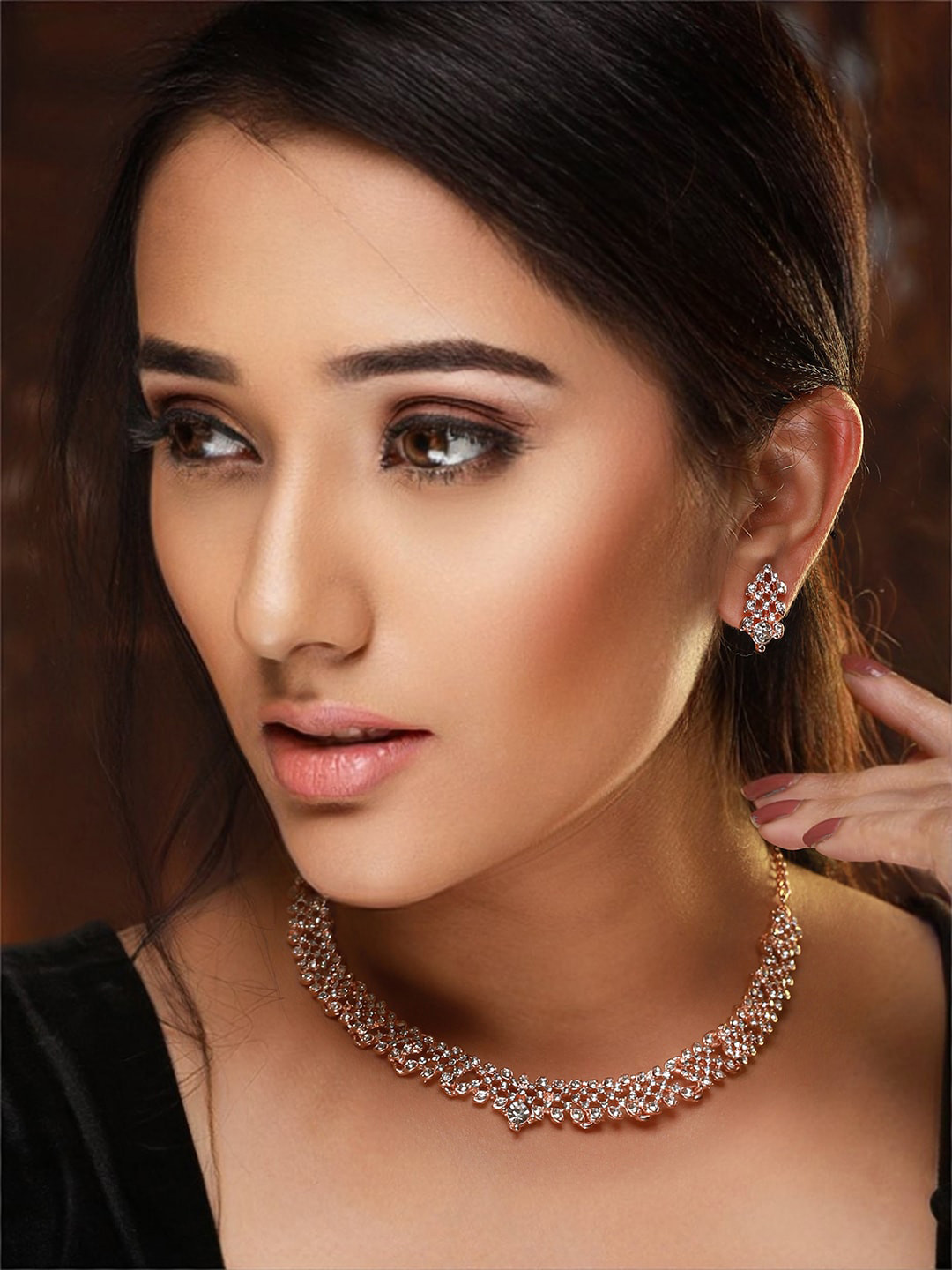 

Priyaasi Women Rose Gold-Plated AD Stone-Studded Floral Leaf Jewellery Set, White