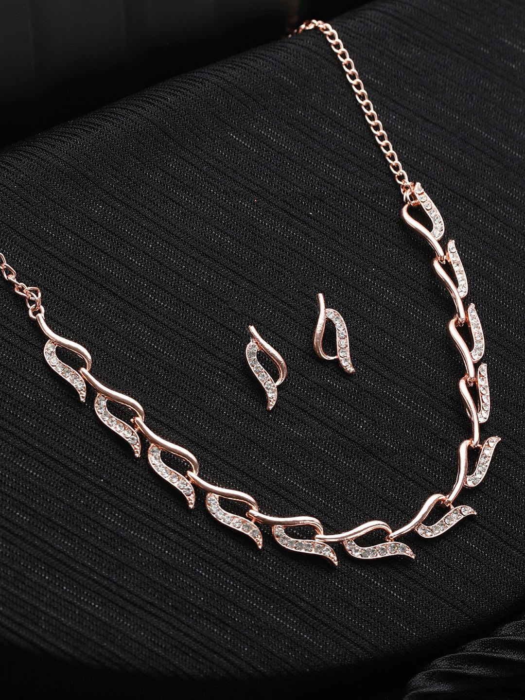 

Priyaasi Rose Gold-Plated AD Studded Jewellery Set