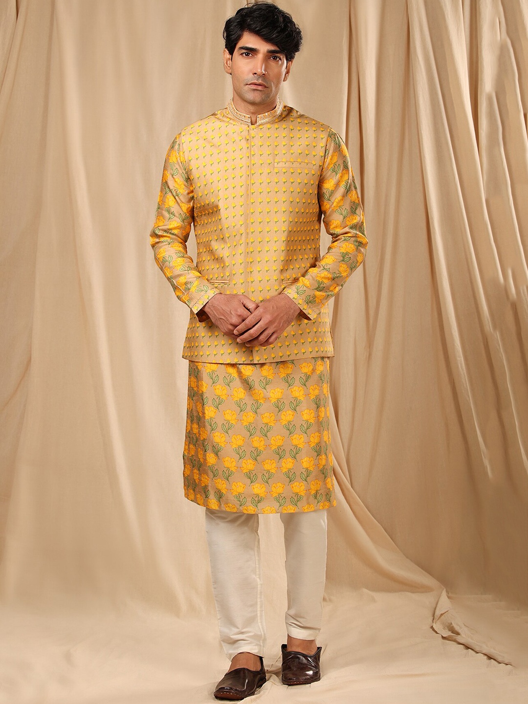 

Masaba Men Floral Woven Design Nehru Jacket, Beige