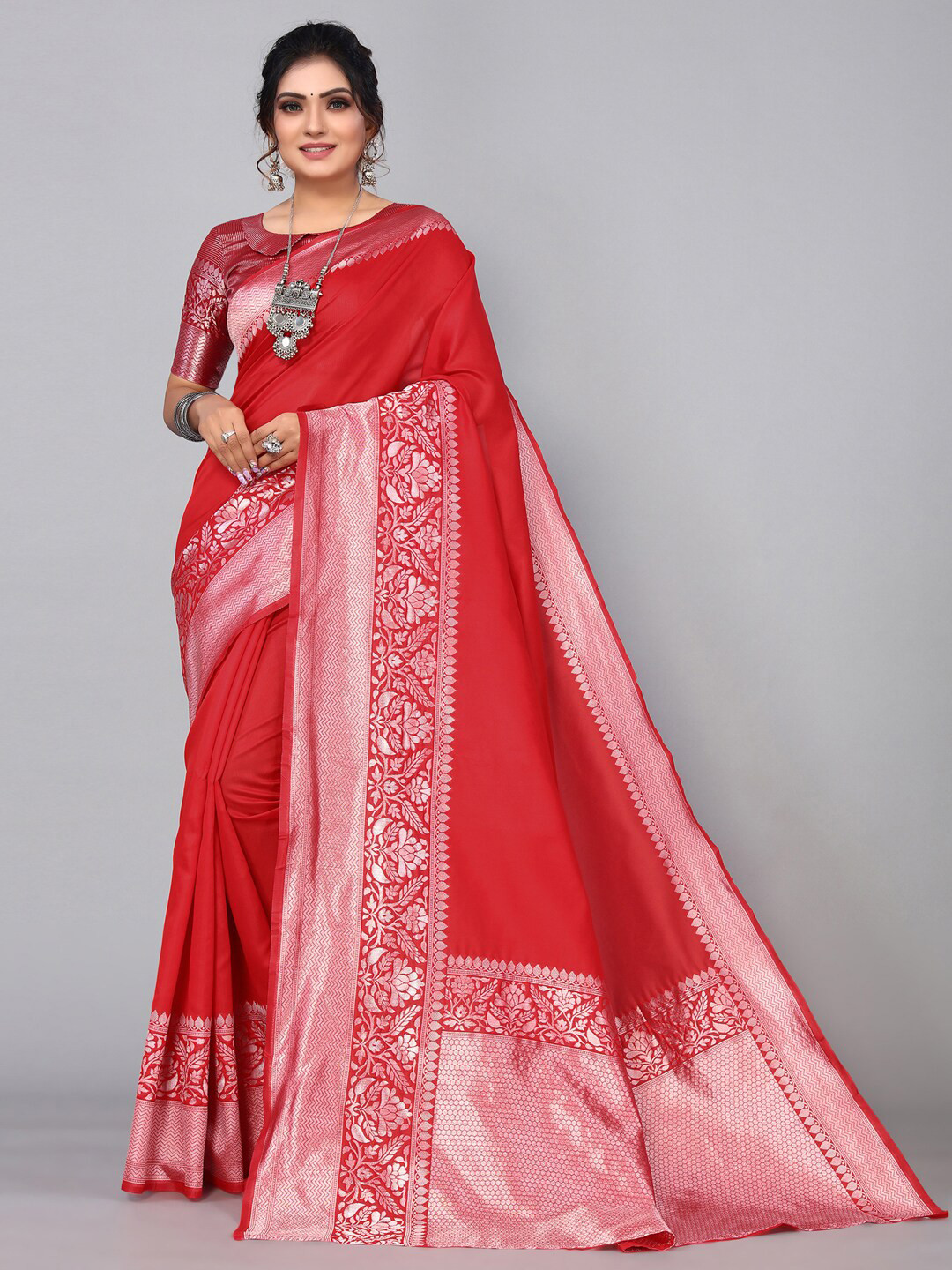 

Mitera Zari Banarasi Saree, Red