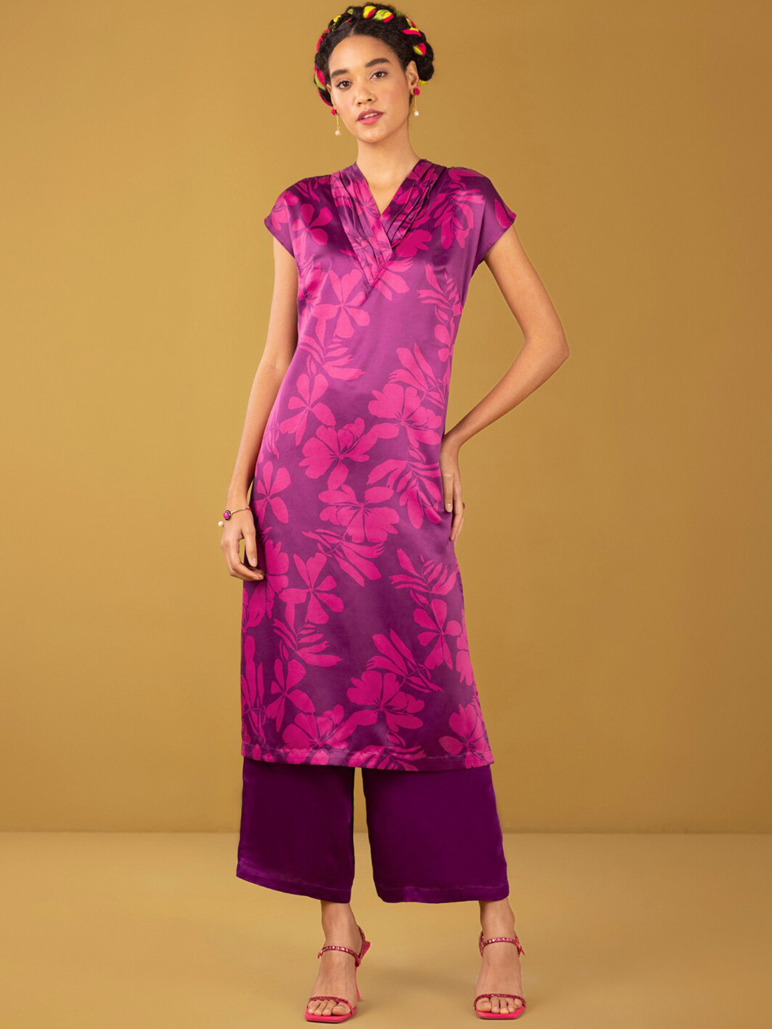

Marigold by FableStreet Floral Printed Satin Kurta with Palazzos, Pink