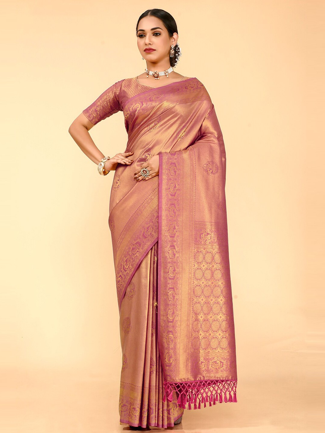 

elora Woven Design Zari Kanjeevaram Saree, Magenta