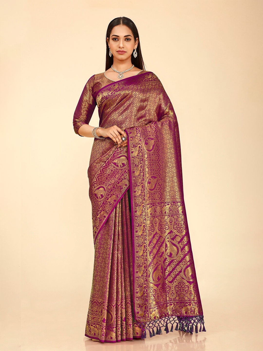 

elora Woven Design Zari Silk Blend Kanjeevaram Saree, Magenta