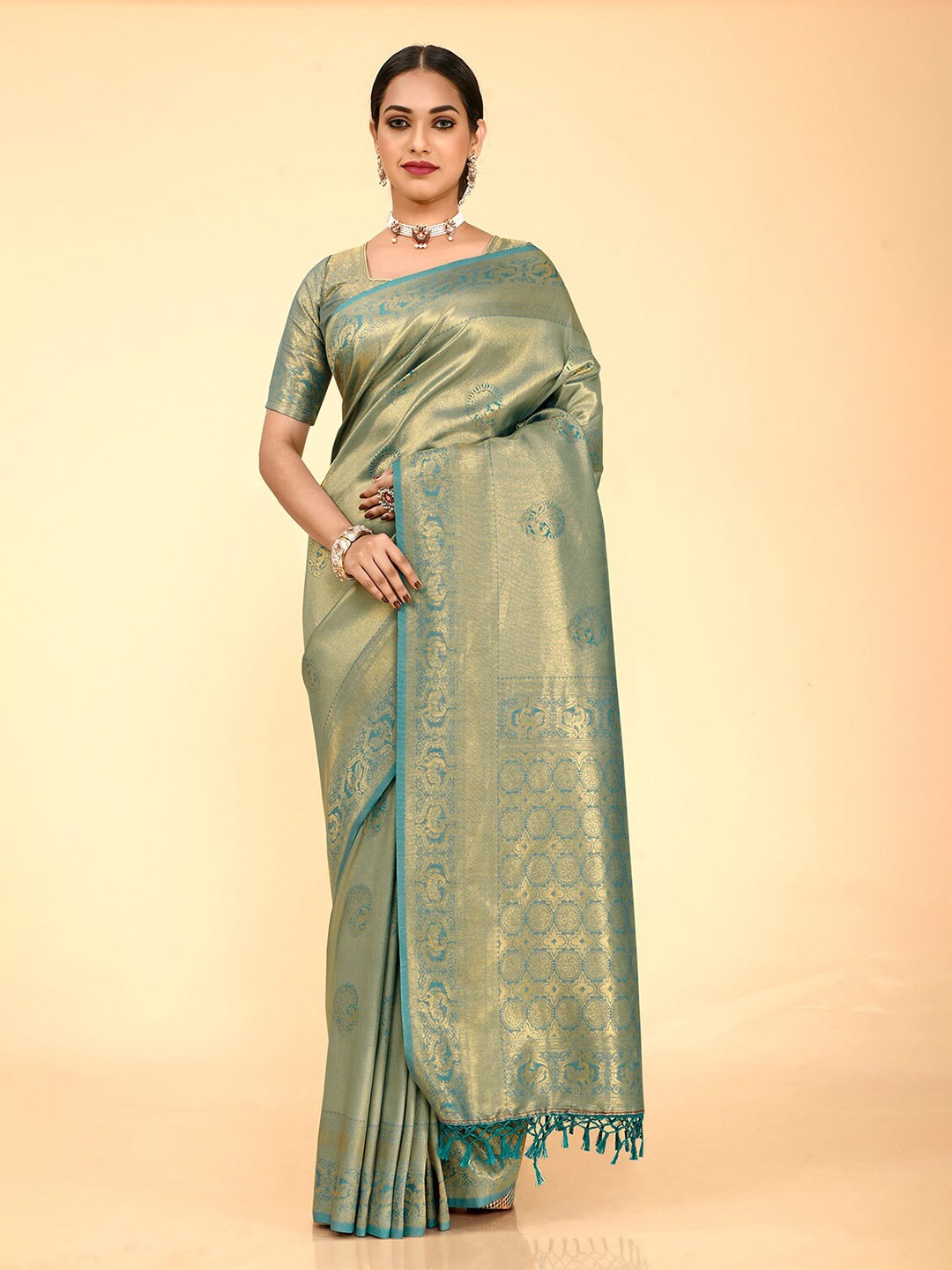 

elora Woven Design Zari Silk Blend Kanjeevaram Saree, Blue